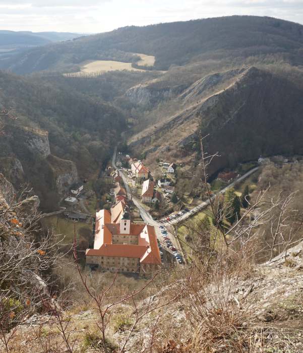 Svatý Jan pod Skalou.